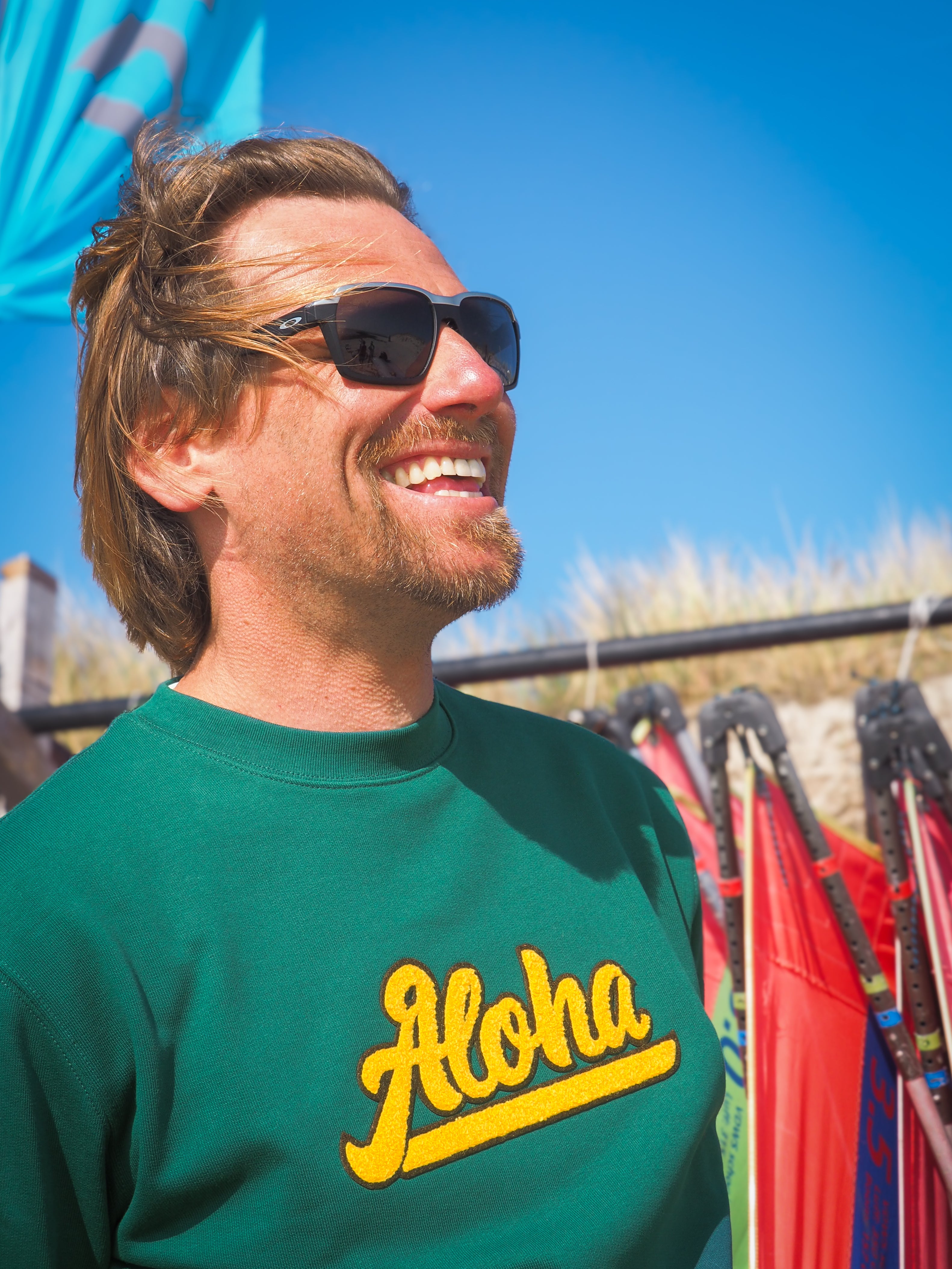 nachhaltiger Pullover in dunkelgrün