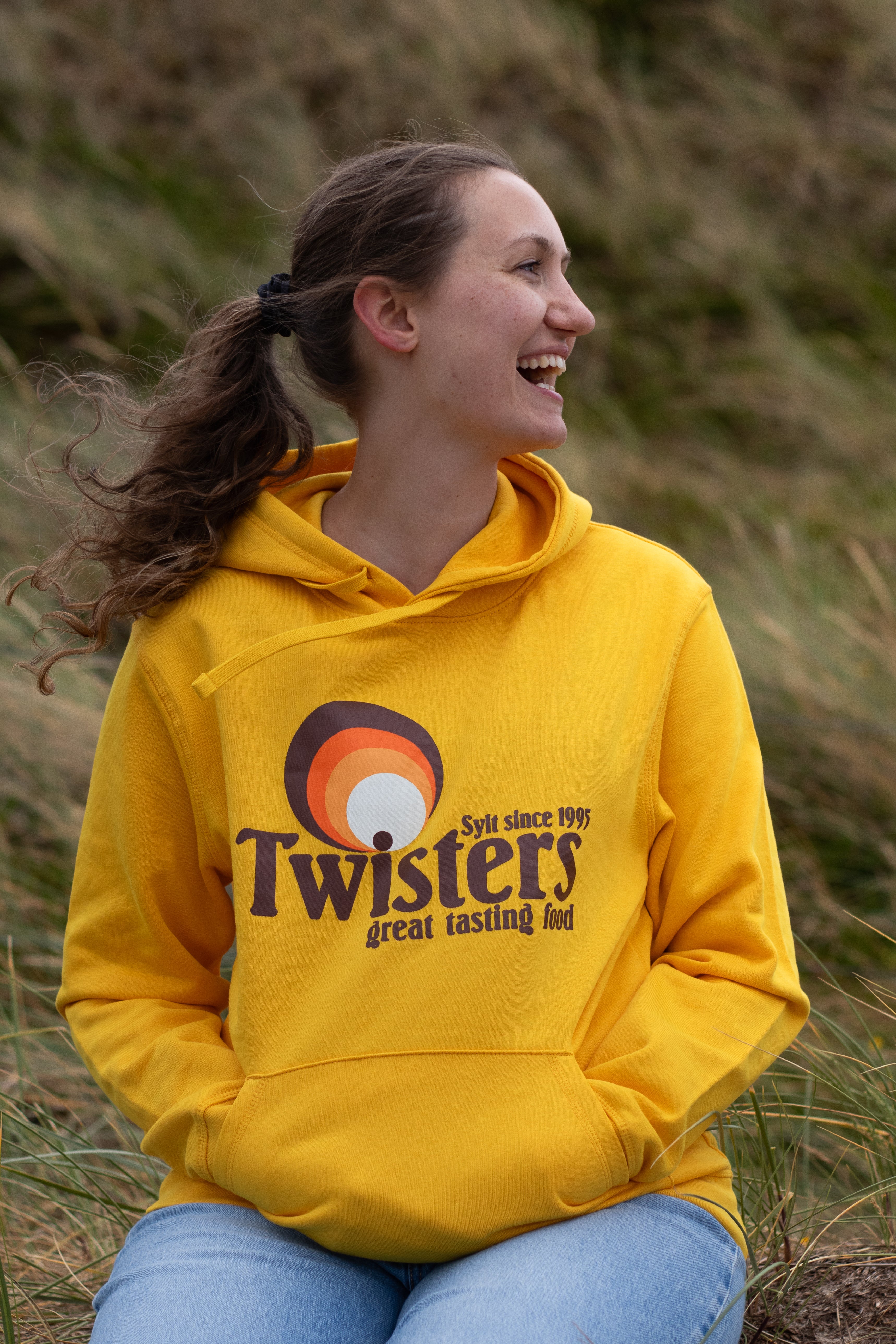 Gelber Retro-Pulli Twisters Sylt