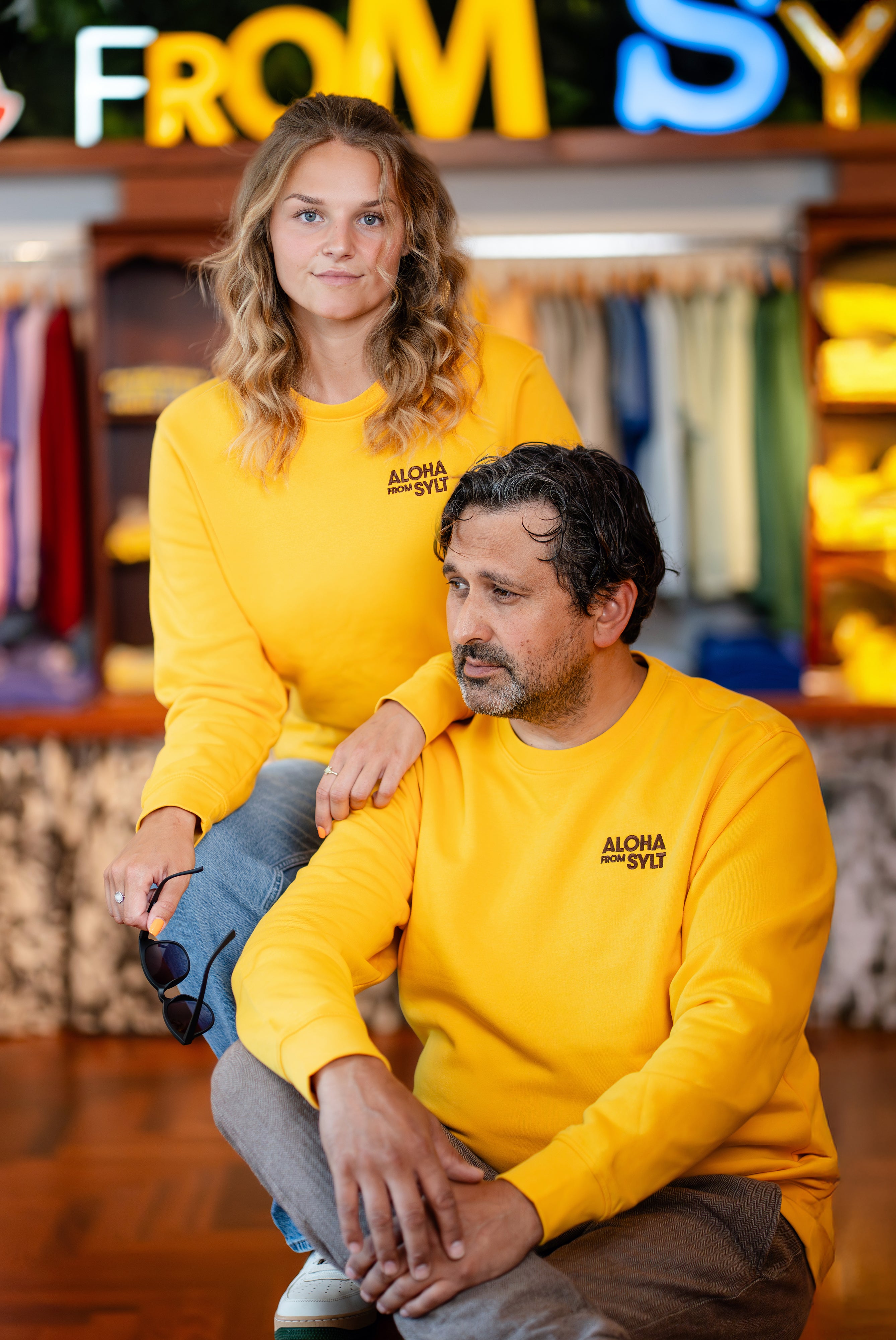 Sweater - Aloha Hang 5