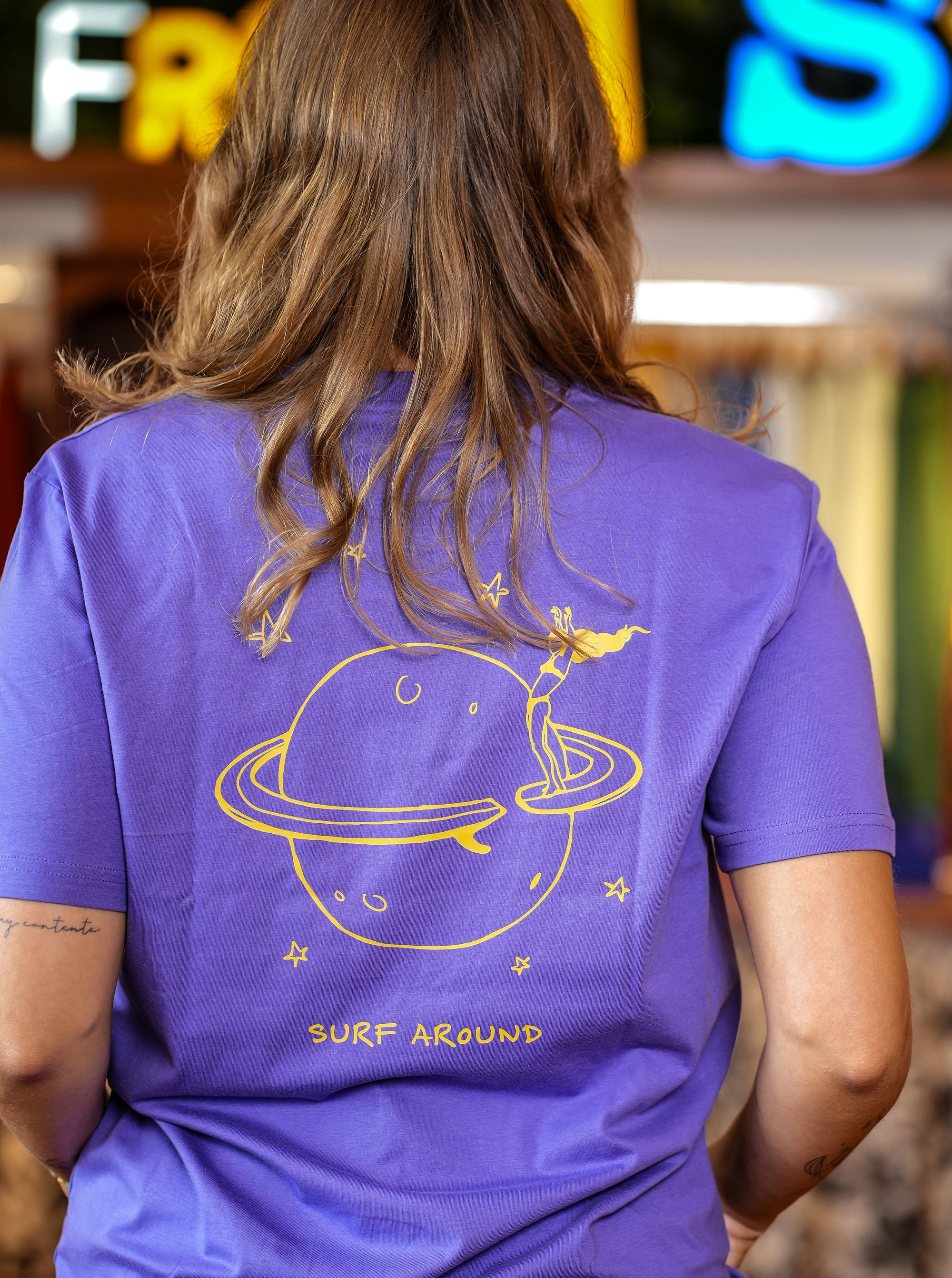 T-Shirt - Surf Around