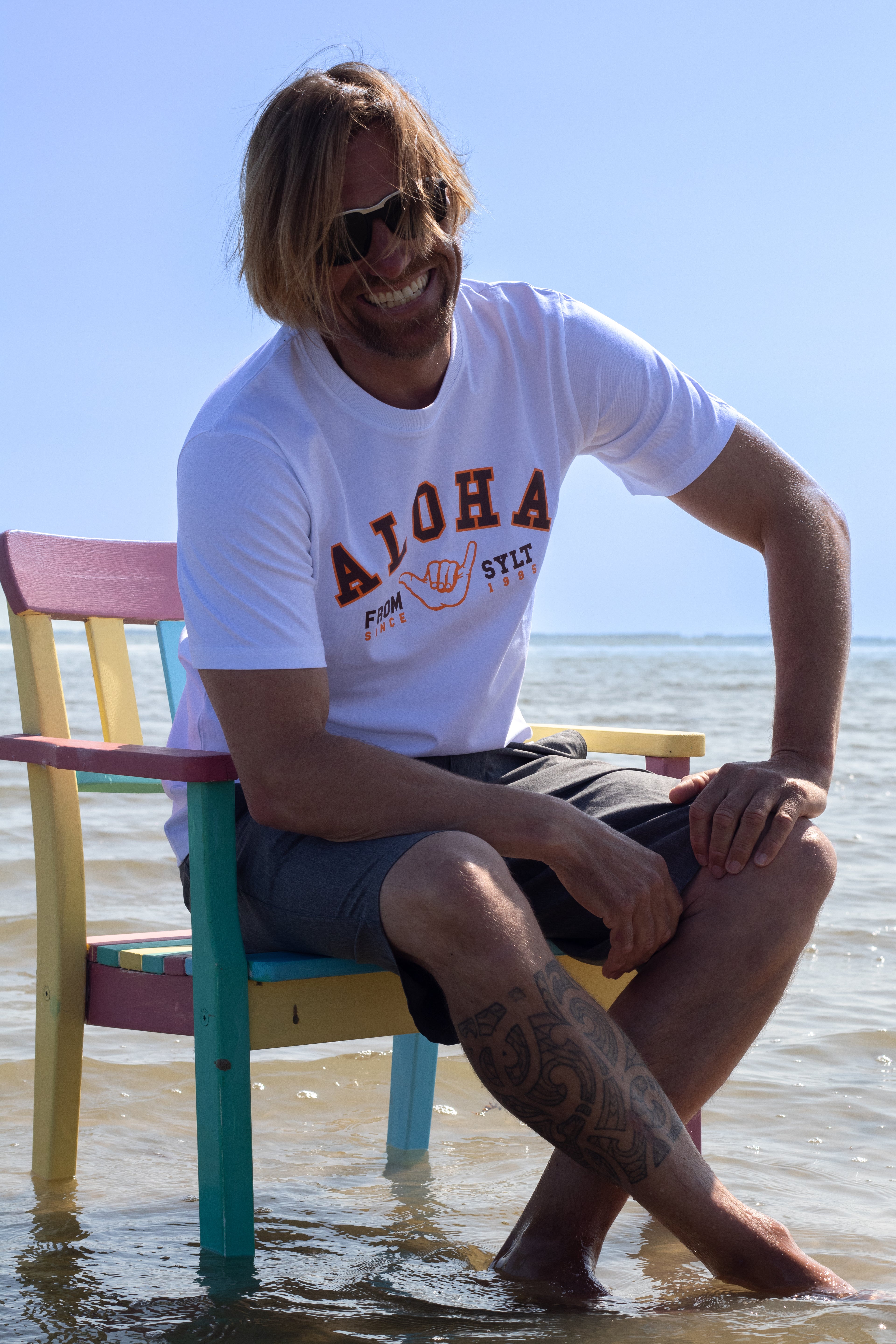 T-Shirt - Academic
