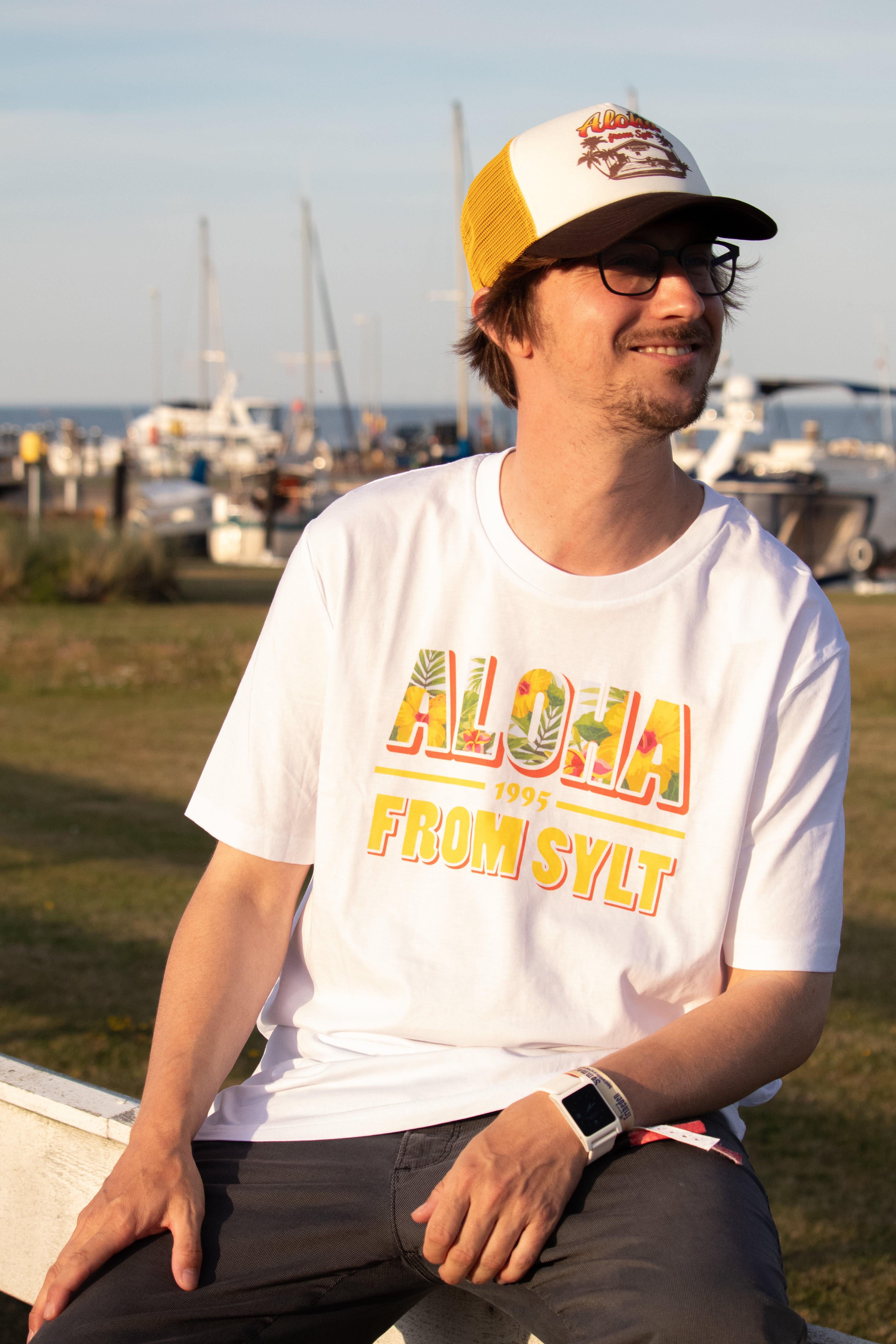 T-Shirt - Aloha Flowers