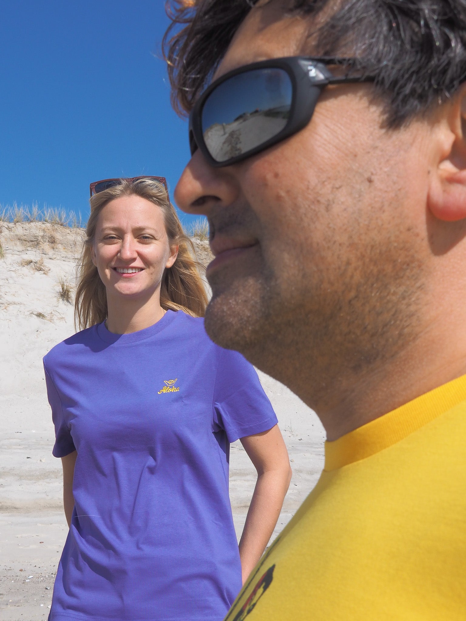 T-Shirt - Surf Around