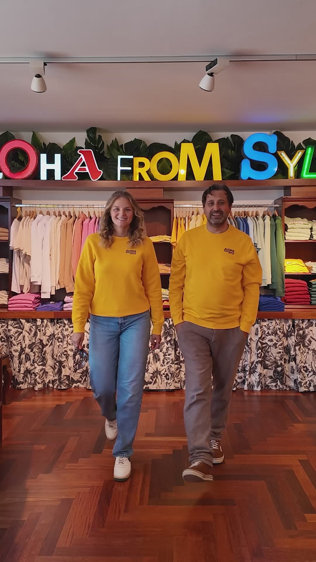 Sweater - Aloha Hang 5